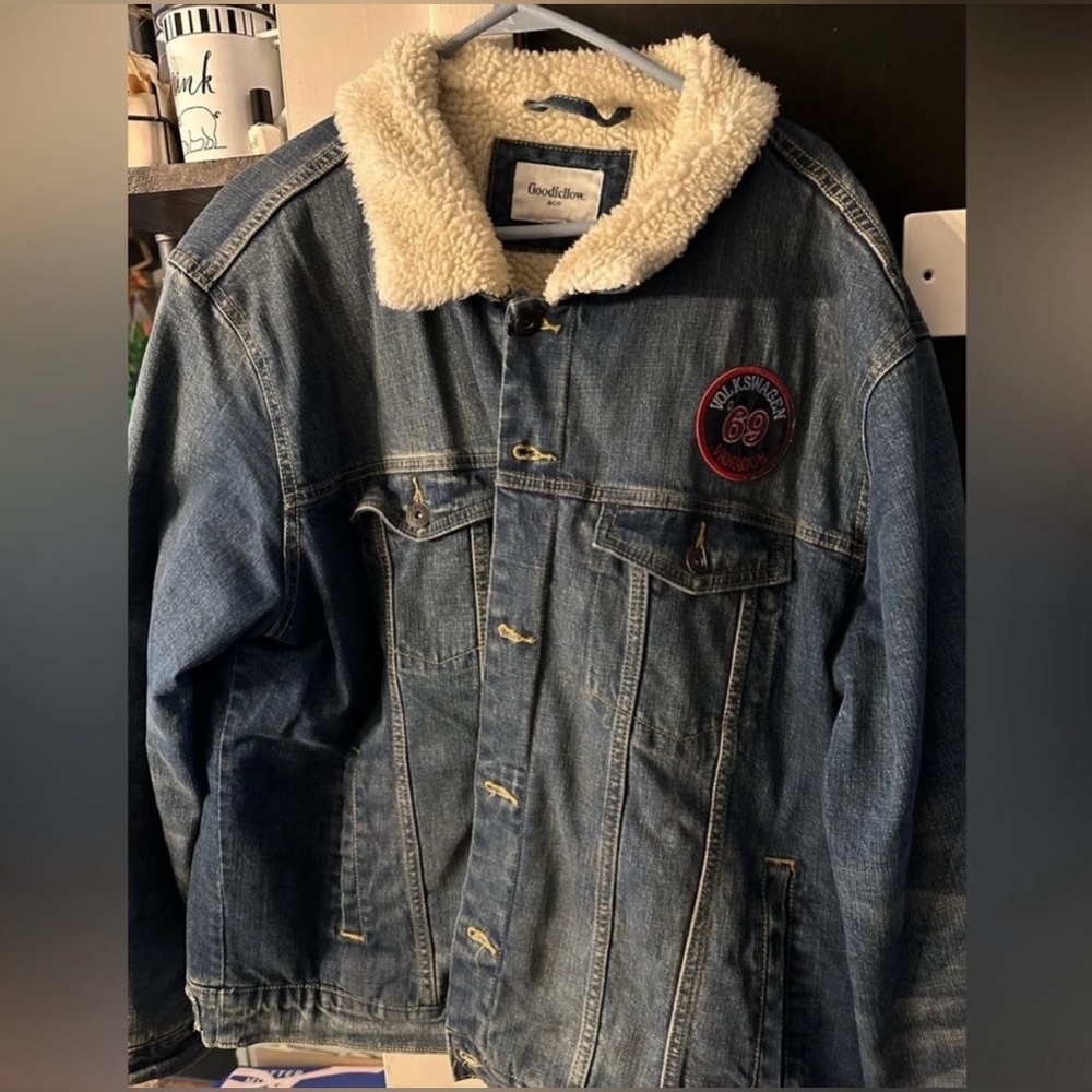 XXL Heavy Winter Denim Jacket Fits Like An XL.  Has a Volkswagen patch